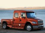Freightliner Business Class M2 106 Crew Cab 2002 года